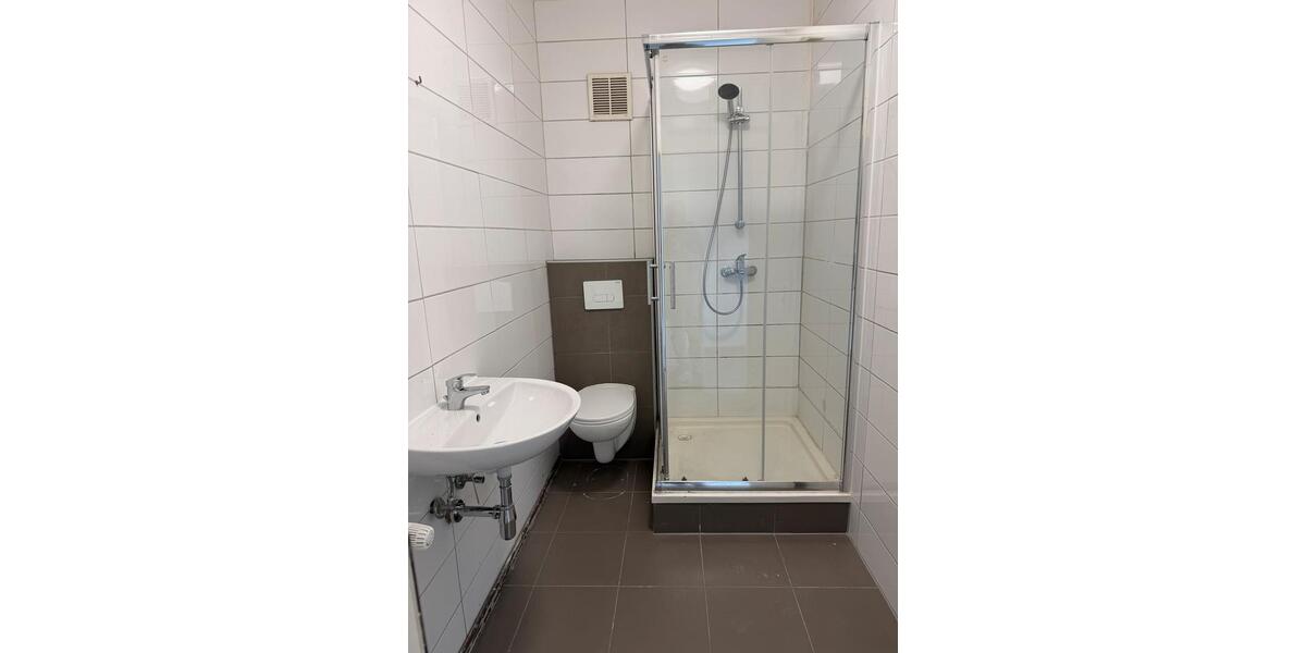 Etagenwohnung Saarbrücken West - 3 Zimmer, 75 m&sup2;, 650&euro; | Angebot:25919203