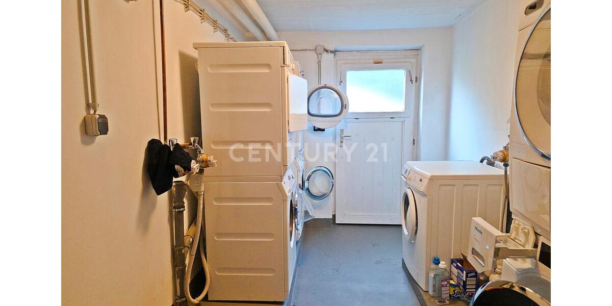 Etagenwohnung Saarbrücken Kieselhumes - 4 Zimmer, 84 m&sup2;, 1.090&euro; | Angebot:26381067