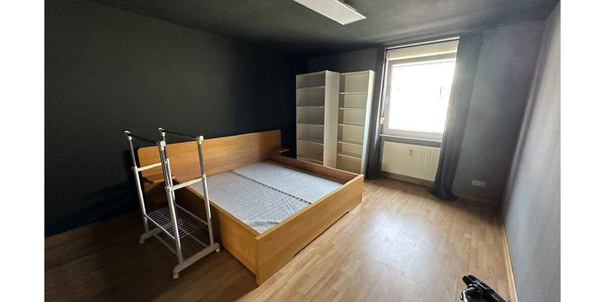 Mehrfamilienhaus, Wohnhaus Völklingen Geislautern - 8 Zimmer, 214 m&sup2;, 199.000&euro; | Angebot:25746396