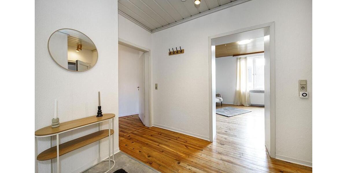 Etagenwohnung Saarbrücken Eschberg - 1 Zimmer, 50 m&sup2;, 69&euro; | Angebot:26417190