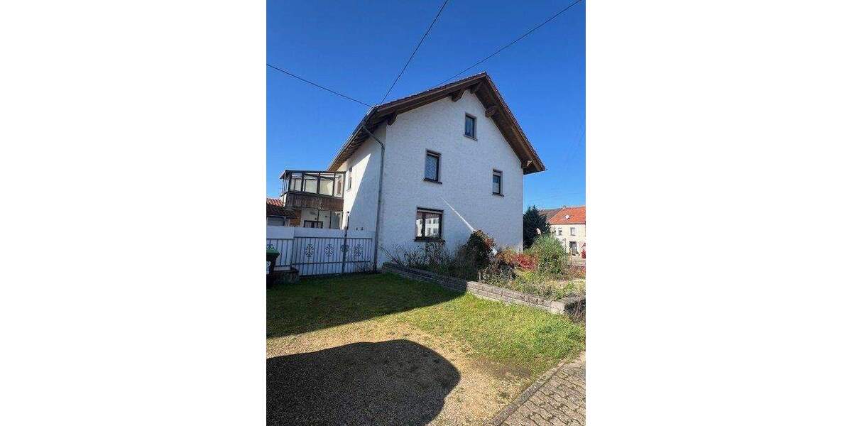 Einfamilienhaus Wallerfangen Ittersdorf - 8 Zimmer, 212 m&sup2;, 209.000&euro; | Angebot:25663151
