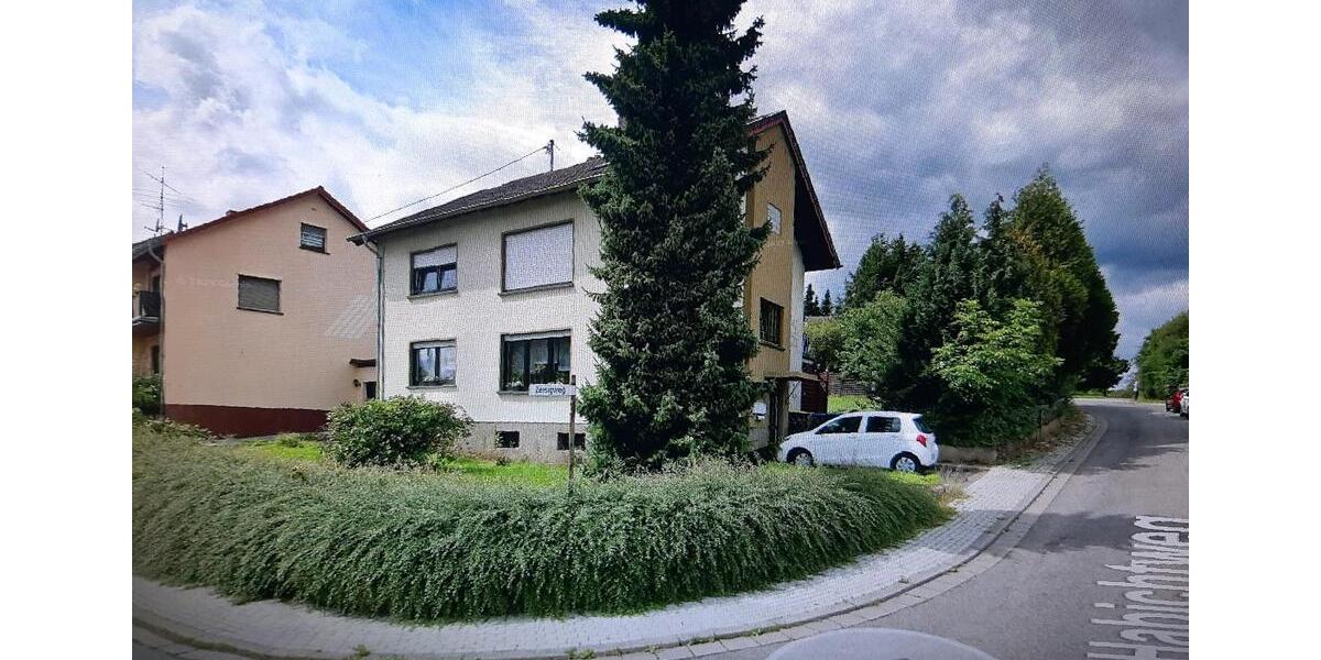 Etagenwohnung Neunkirchen Heinitz - 7 Zimmer, 145 m&sup2;, 280.000&euro; | Angebot:26528325