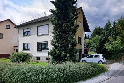 Wohnung Neunkirchen Heinitz - 7 Zimmer, 145 m&sup2;, 280.000&euro; | Angebot:26528325
