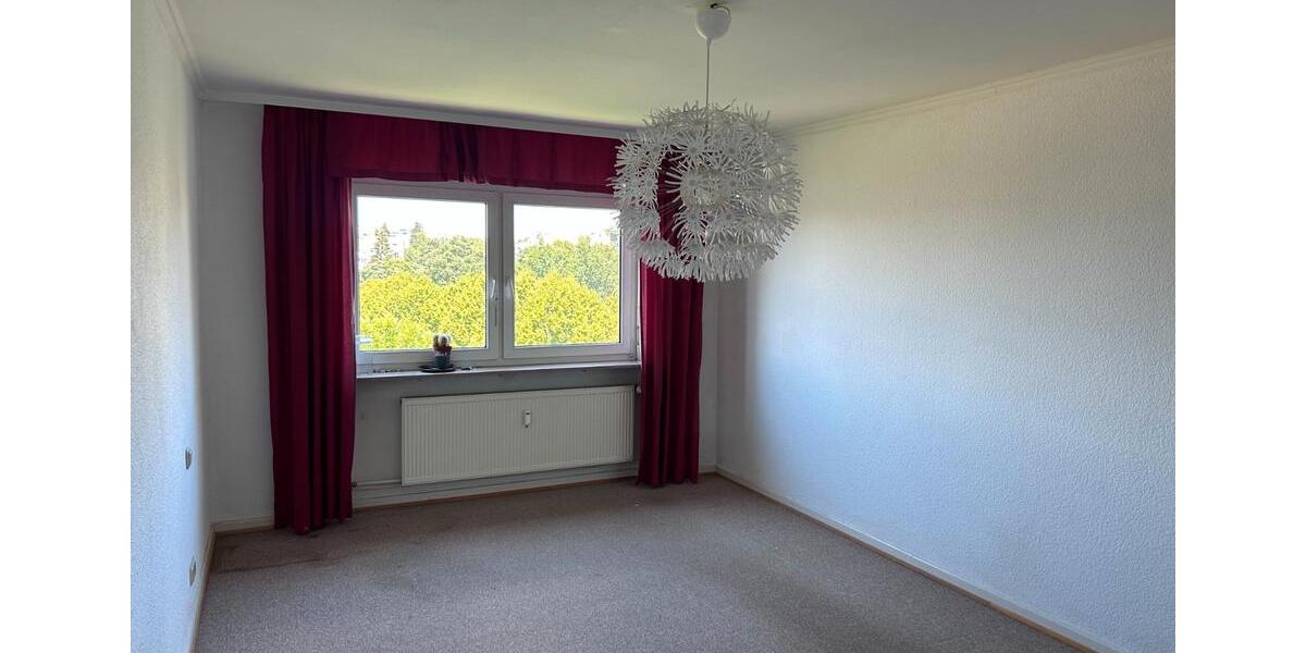 Etagenwohnung Saarbrücken - 3 Zimmer, 81 m&sup2;, 240.000&euro; | Angebot:26959767