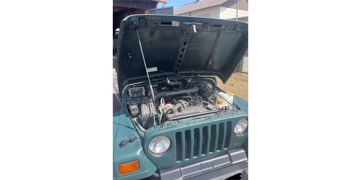 Jeep Wrangler 136.258 km 29.799 &euro; Saarlouis 66740