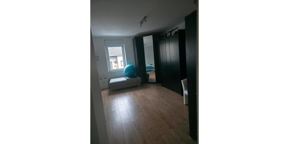 Doppelhaushälfte Rehlingen-Siersburg Siersburg - 10 Zimmer, 160 m&sup2;, 175.000&euro; | Angebot:25933925