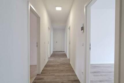 Gewerbeobjekt Saarbrücken St Johann - 5 Zimmer, 1.200&euro; | Angebot:25778742