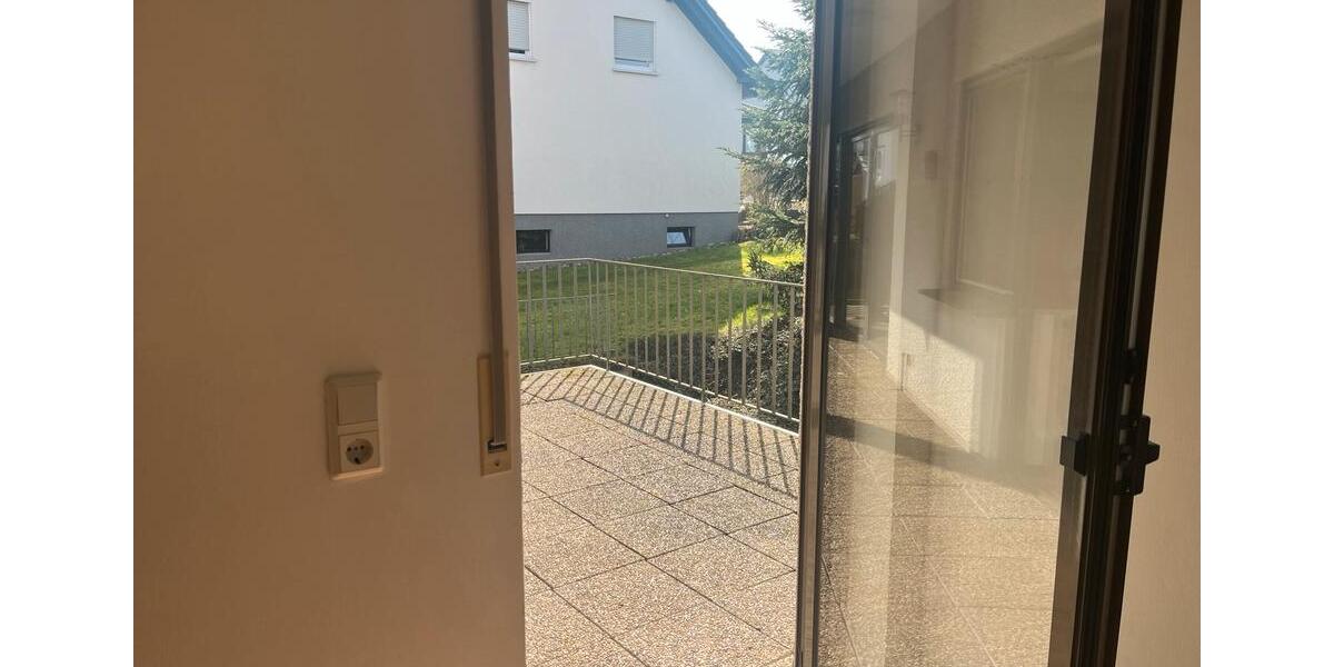 Erdgeschoßwohnung Schmelz - 4 Zimmer, 105 m&sup2;, 700&euro; | Angebot:25599672