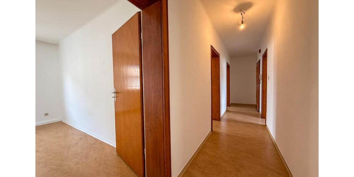 Etagenwohnung Zweibrücken - 3 Zimmer, 70 m&sup2;, 480&euro; | Angebot:25373876