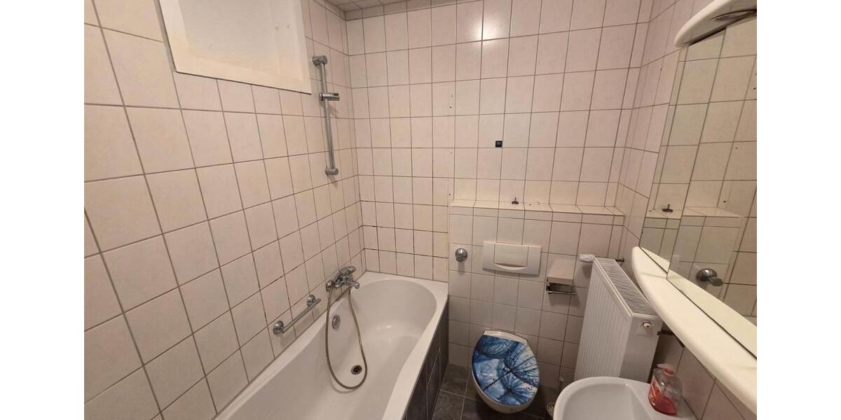 Etagenwohnung Saarbrücken Neue Bremm - 3 Zimmer, 80 m&sup2;, 760&euro; | Angebot:26689396