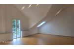 Dachgeschoßwohnung Quierschied - 3 Zimmer, 125 m&sup2;, 1.100&euro; | Angebot:26492983