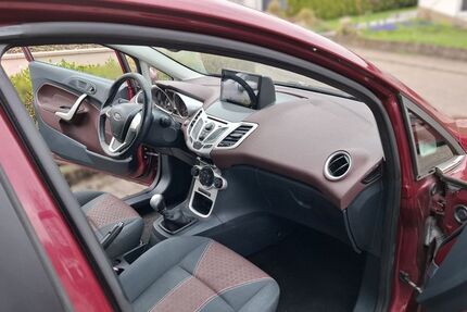 Ford Fiesta 166.400 km 2.950 &euro; Nalbach 66809