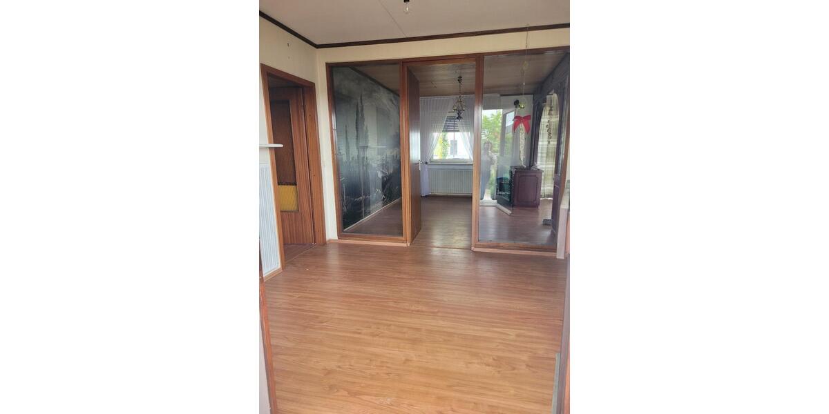 Bungalow Kirkel - 5.5 Zimmer, 146 m&sup2;, 290.000&euro; | Angebot:25947771