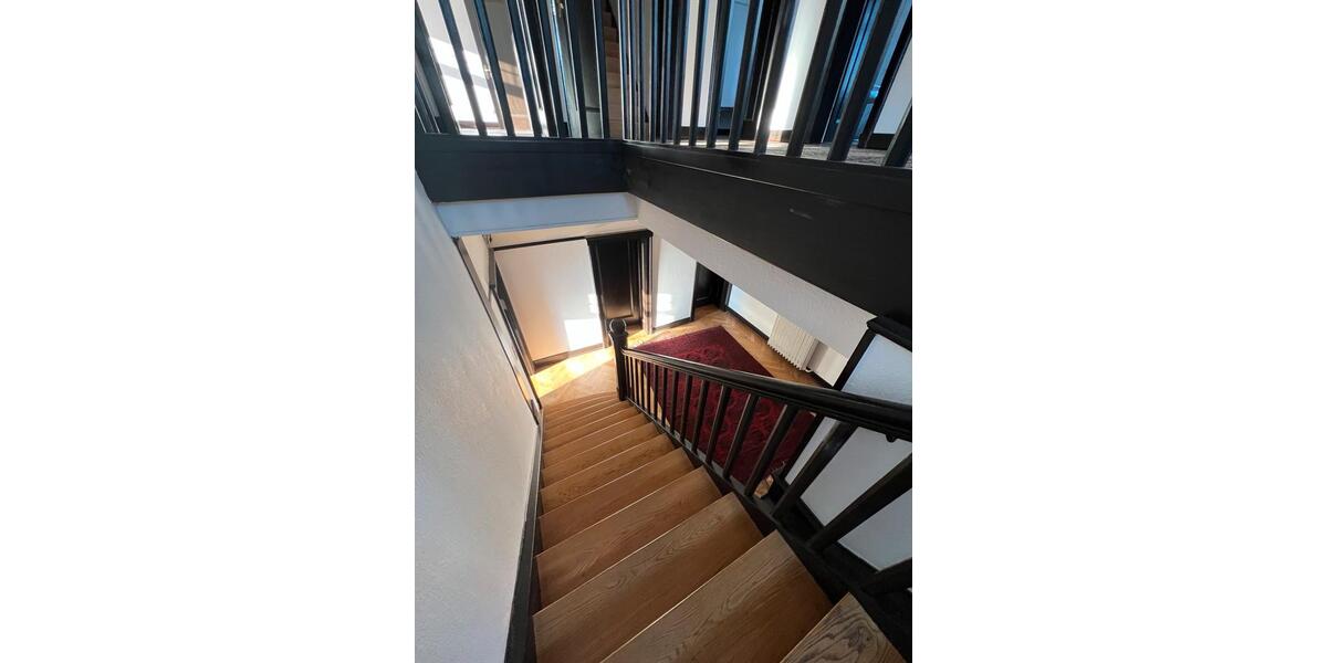 Reihenhaus Völklingen - 9 Zimmer, 350 m&sup2;, 450.000&euro; | Angebot:26447156