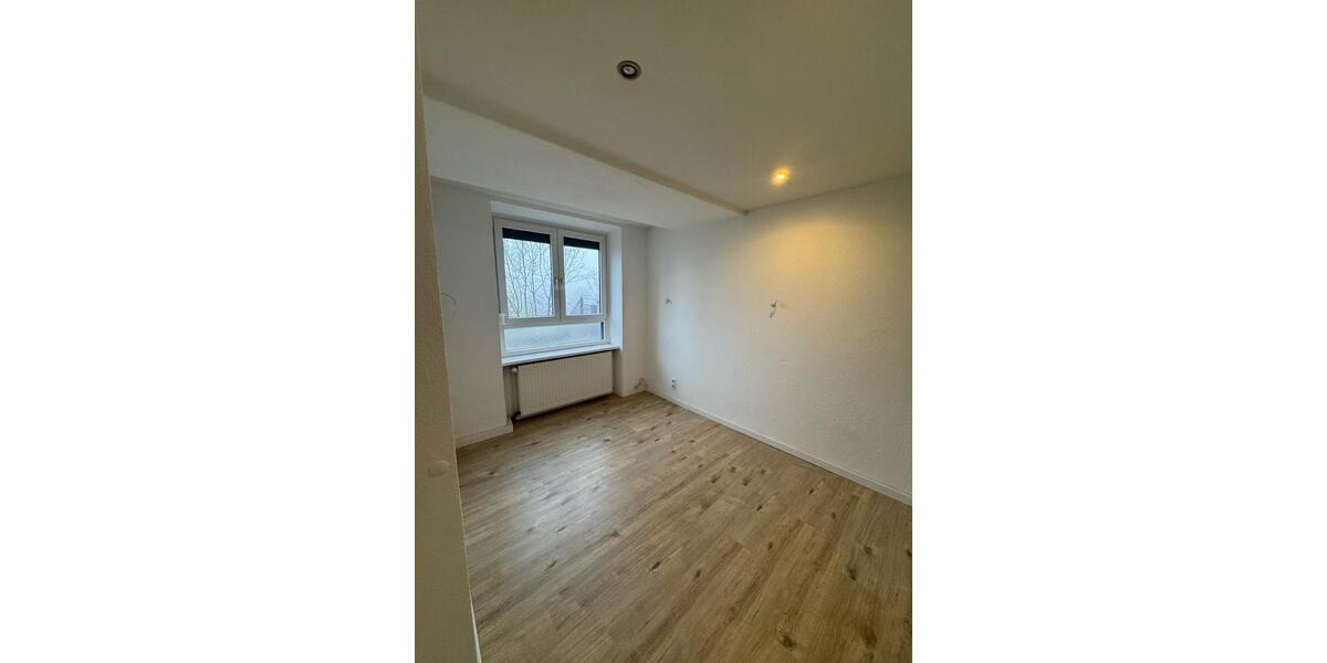 Erdgeschoßwohnung Saarbrücken Kieselhumes - 2 Zimmer, 60 m&sup2;, 520&euro; | Angebot:25266547