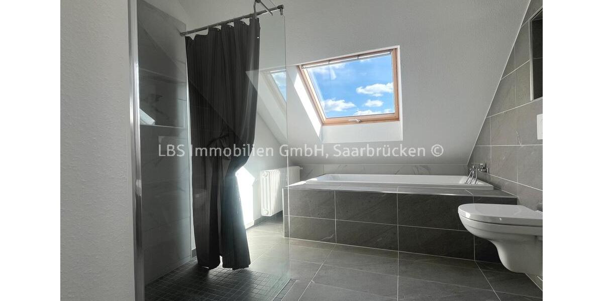 Dachgeschoßwohnung Saarlouis - 3 Zimmer, 95 m&sup2;, 820&euro; | Angebot:25442999