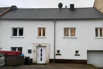 Haus Beckingen - 5 Zimmer, 170 m&sup2;, 210.000&euro; | Angebot:25414747