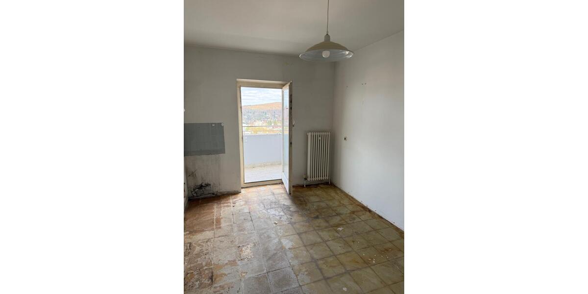 Etagenwohnung Saarbrücken Dudweiler - 2 Zimmer, 66 m&sup2;, 112.000&euro; | Angebot:25809341