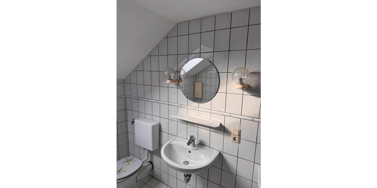 Dachgeschoßwohnung Großrosseln - 3.5 Zimmer, 80 m&sup2;, 465&euro; | Angebot:25311972