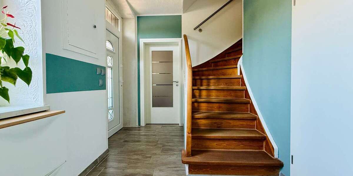 Doppelhaushälfte in Spiesen-Elversberg mit Garten & Garage - Einfamilienhaus Spiesen-Elversberg Elversberg | Angebot:27272103
