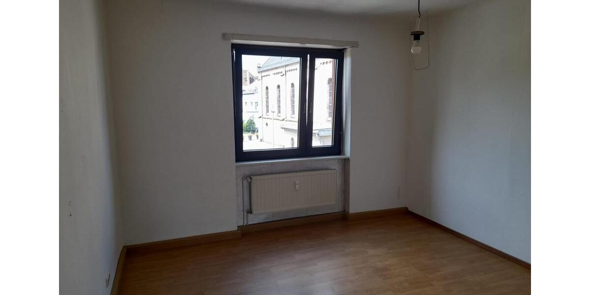 Dachgeschoßwohnung Saarbrücken Brebach-Fechingen - 2 Zimmer, 56 m&sup2;, 450&euro; | Angebot:26119602