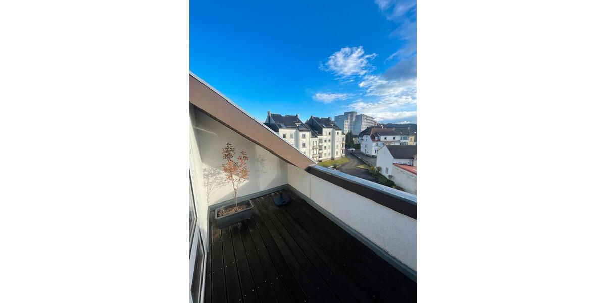 Dachgeschoßwohnung Homburg - 3 Zimmer, 63 m&sup2;, 1.100&euro; | Angebot:25968190
