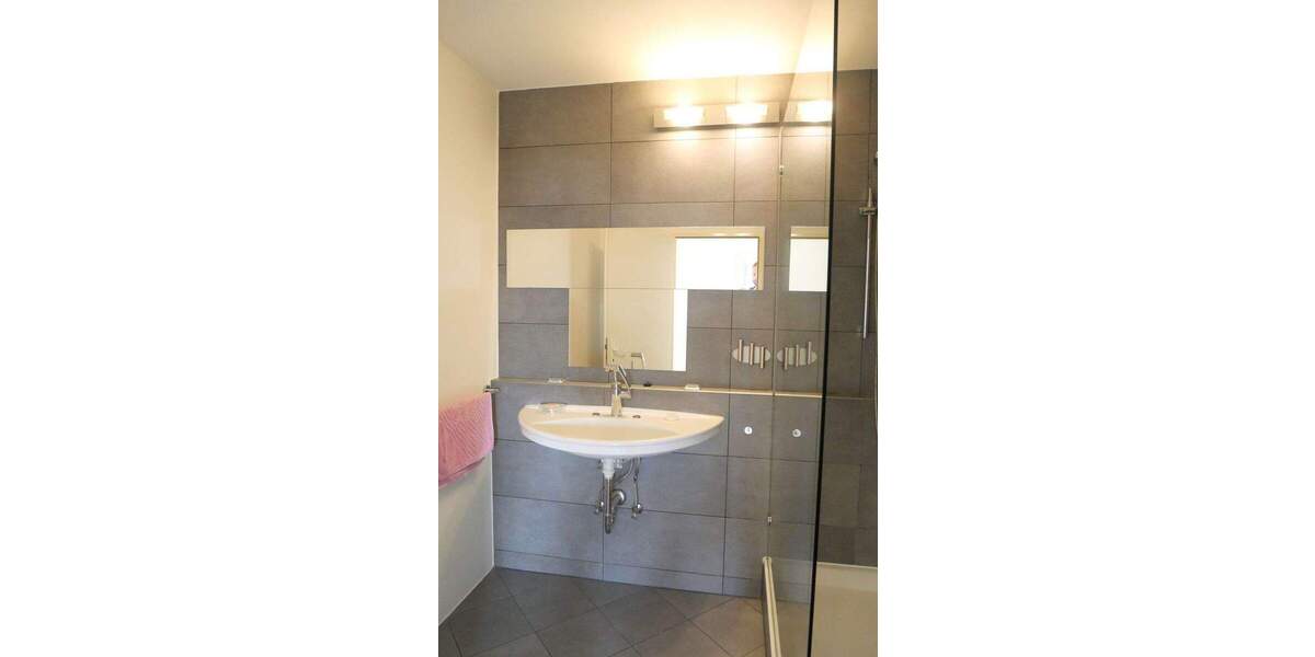 Etagenwohnung Sankt Ingbert Rohrbach - 3 Zimmer, 92 m&sup2;, 199.000&euro; | Angebot:25667231