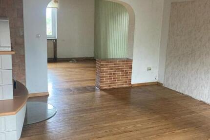 Wohnung Homburg - 5 Zimmer, 180 m&sup2;, 900&euro; | Angebot:25872537