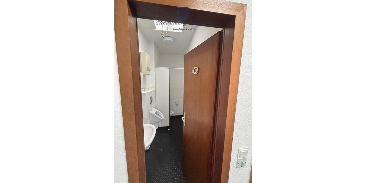 Gewerbeobjekt Saarlouis / Roden Roden - 9 Zimmer, 302 m&sup2;, 2.100&euro; | Angebot:25697924