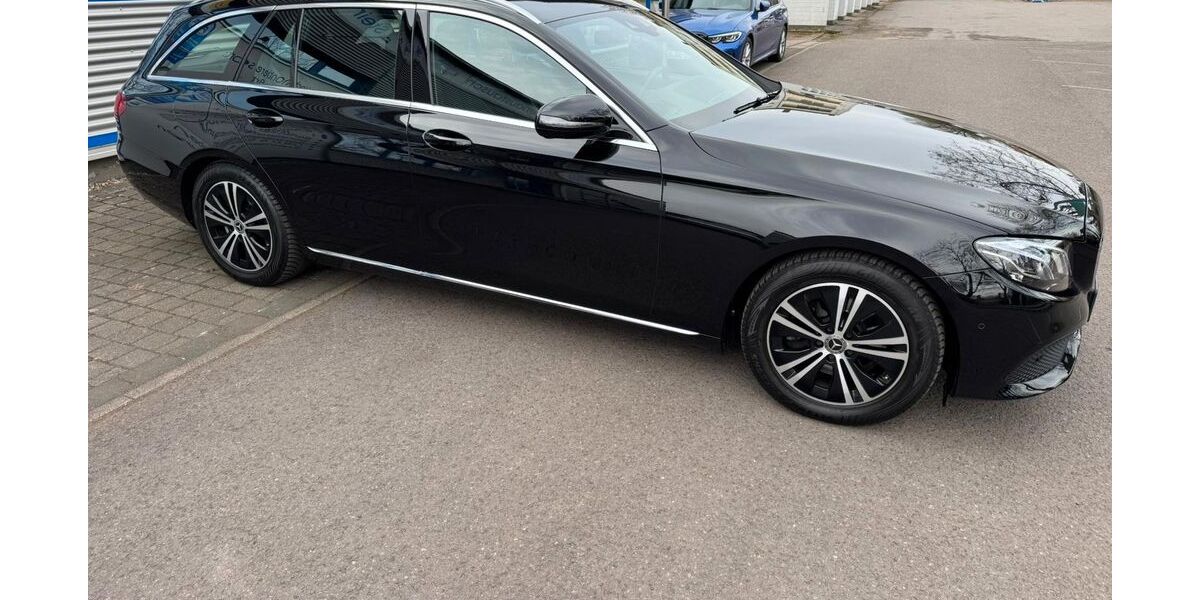 Mercedes-Benz E 250 75.456 km 23.900 &euro; Dillingen 66763