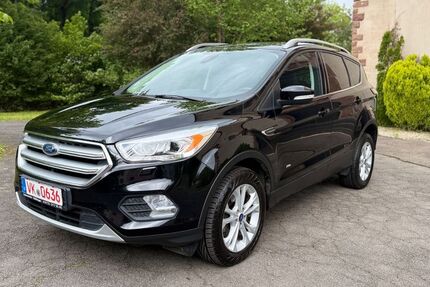 Ford Kuga 115.000 km 13.700 &euro; Völklingen 66333