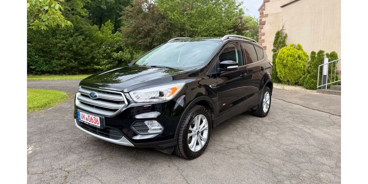 Ford Kuga 115.000 km 13.700 &euro; Völklingen 66333