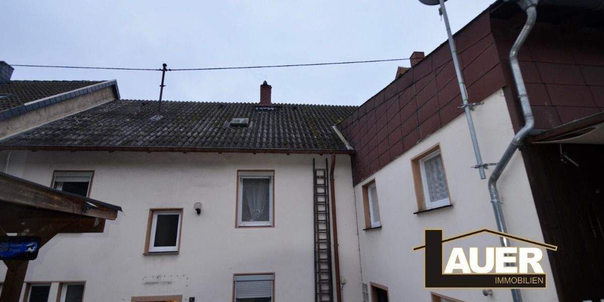 Mehrfamilienhaus, Wohnhaus Völklingen Ludweiler - 8 Zimmer, 183 m&sup2;, 235.000&euro; | Angebot:25729525