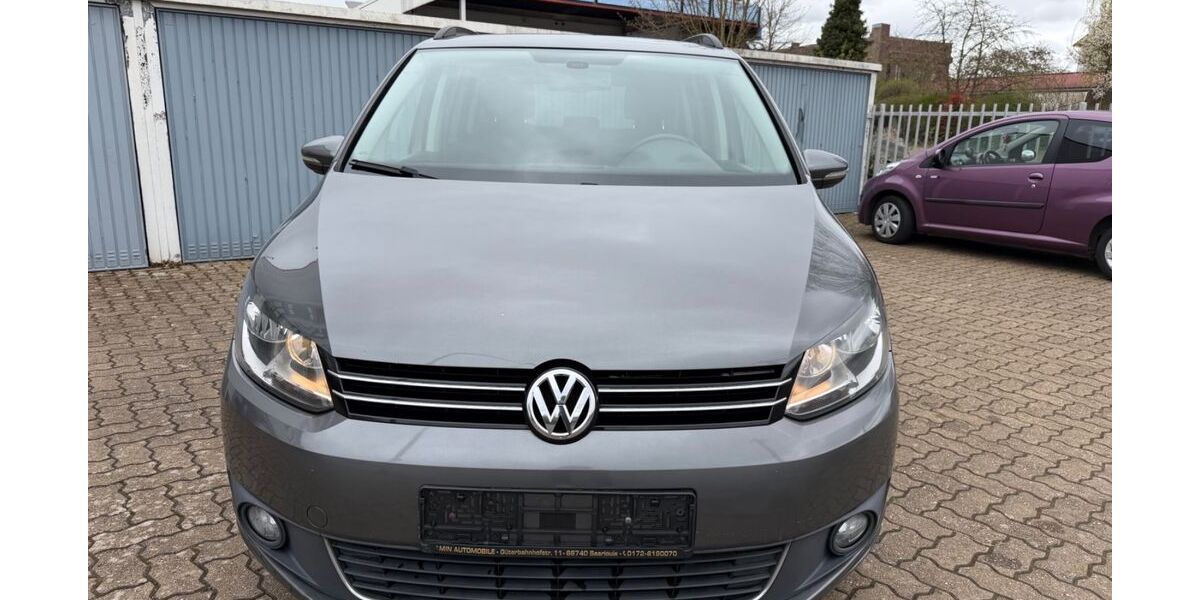 VW Touran 211.000 km 9.500 &euro; Saarlouis 66740