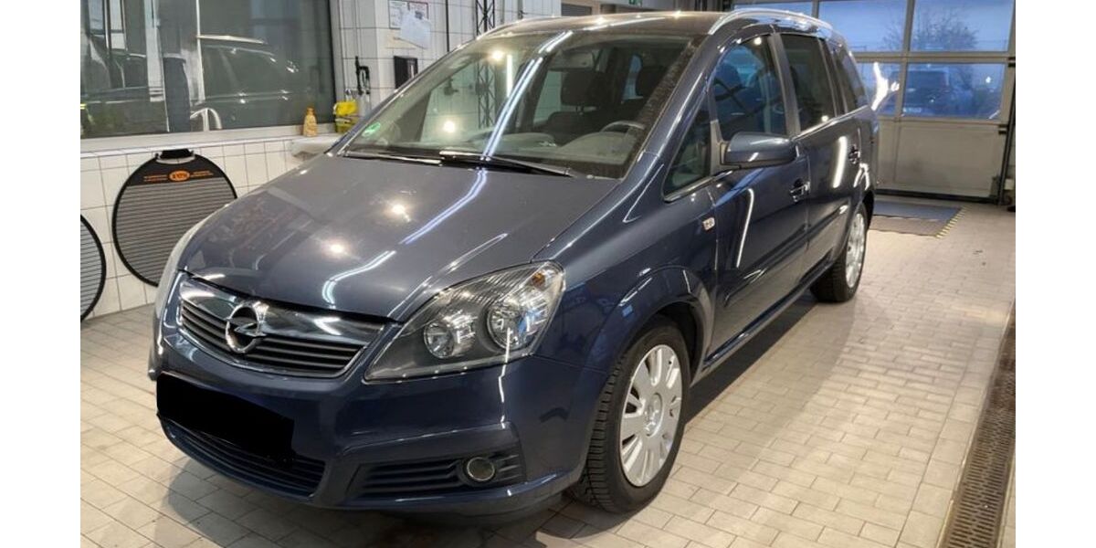 Opel Zafira 169.000 km 4.750 &euro; Marpingen 66646