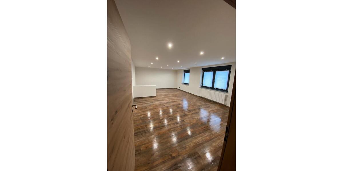 Etagenwohnung Dillingen (Saar) - 2 Zimmer, 85 m&sup2;, 755&euro; | Angebot:26701786