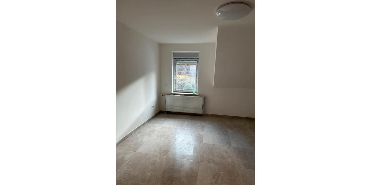 Dachgeschoßwohnung Zweibrücken - 3 Zimmer, 63 m&sup2;, 750&euro; | Angebot:24870535