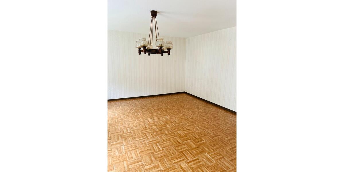 Einfamilienhaus Blieskastel - 5 Zimmer, 85 m&sup2;, 135.000&euro; | Angebot:25325867