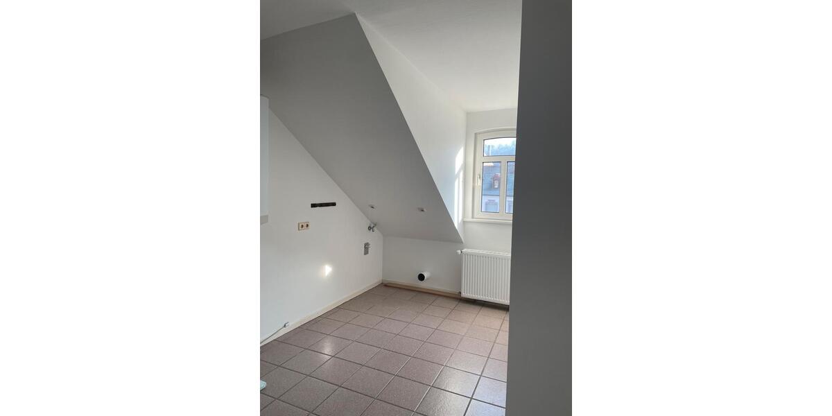 Maisonettenwohnung Homburg - 3.5 Zimmer, 125 m&sup2;, 1.000&euro; | Angebot:25930221