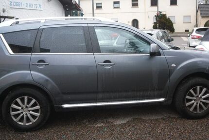Peugeot 4007 170.000 km 6.990 &euro; Saarbruecken 66119