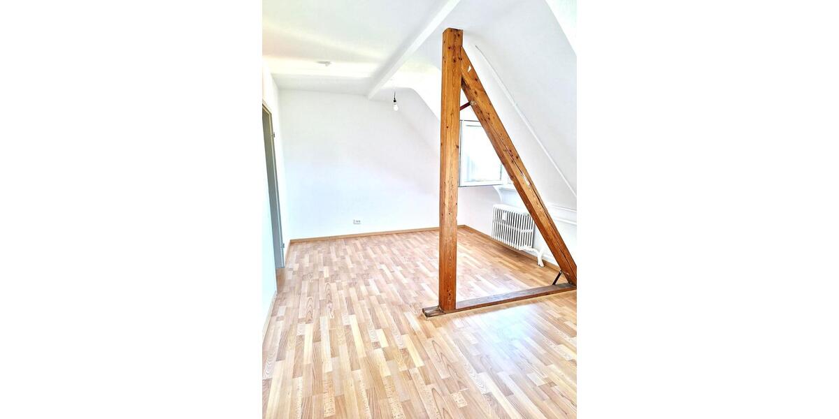 Etagenwohnung Saarbrücken St. Arnual - 4 Zimmer, 77 m&sup2;, 165.000&euro; | Angebot:25888172