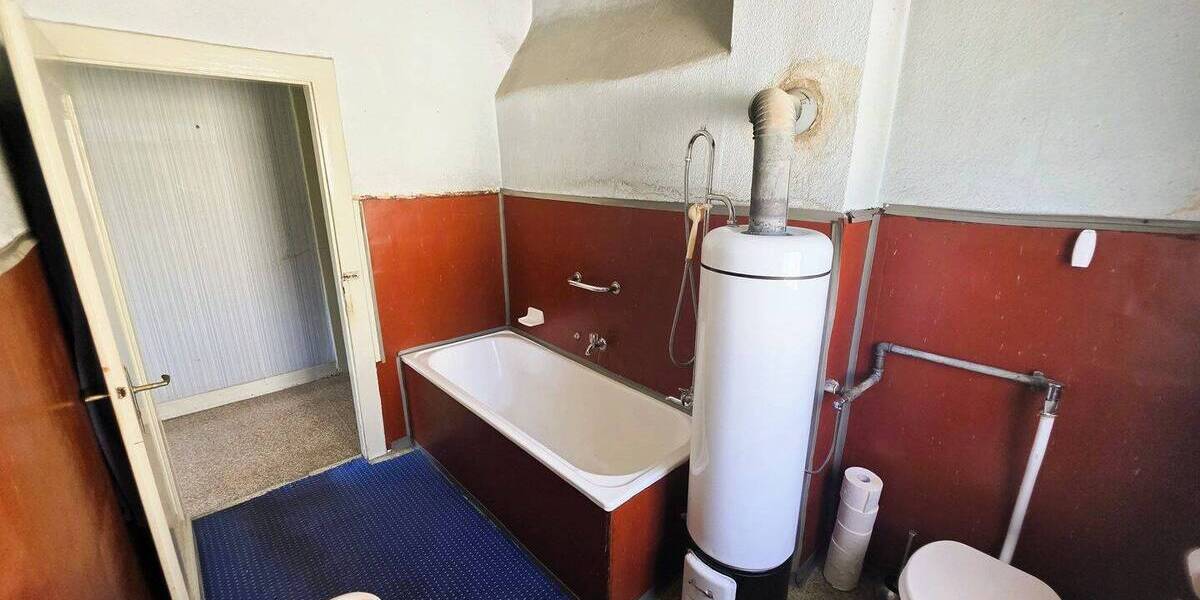 Mehrfamilienhaus, Wohnhaus Quierschied Fischbach - 1 Zimmer, 187 m&sup2;, 119.000&euro; | Angebot:25663883