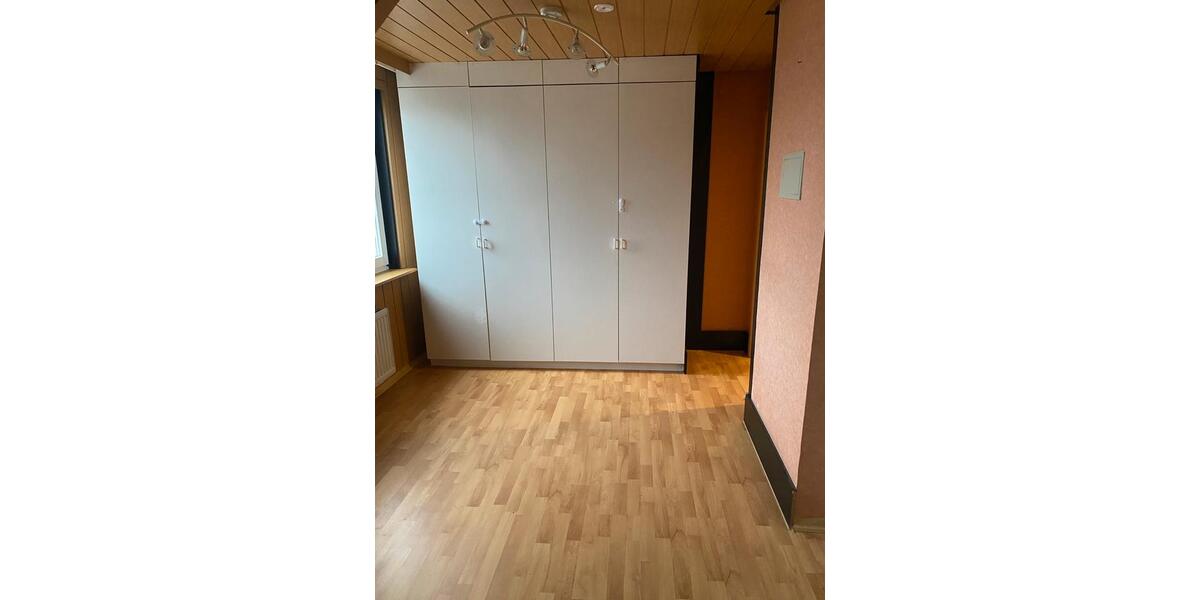 Etagenwohnung Saarbrücken Kieselhumes - 2 Zimmer, 65 m&sup2;, 750&euro; | Angebot:26113143