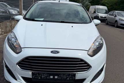Ford Fiesta 61.000 km 4.900 &euro; Saarlouis 66740