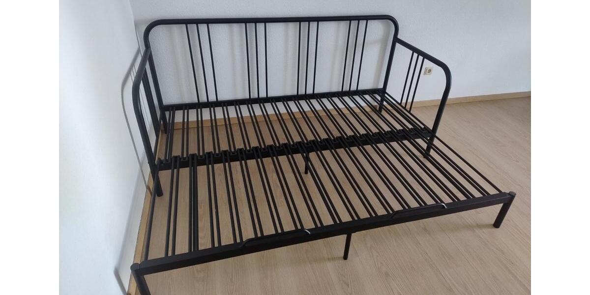 Dachgeschoßwohnung Saarbrücken Kieselhumes - 1 Zimmer, 22 m&sup2;, 484&euro; | Angebot:24651020