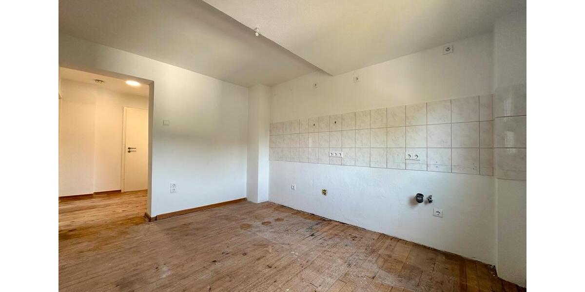 Dachgeschoßwohnung Saarbrücken Dudweiler - 2 Zimmer, 35 m&sup2;, 325&euro; | Angebot:26439815