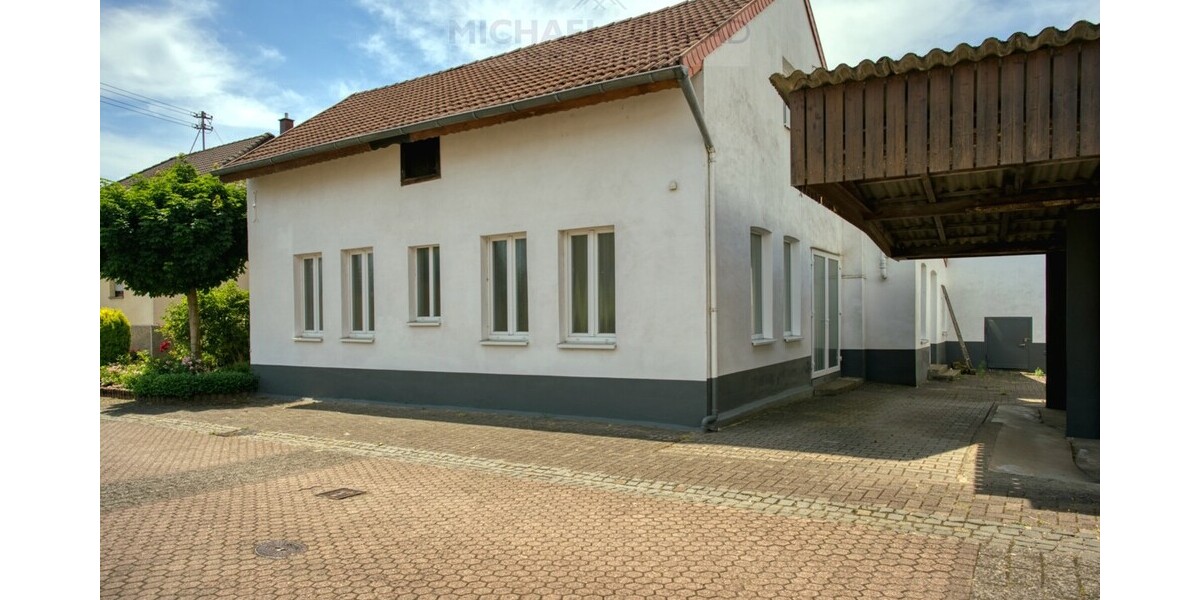 Attraktives Mehrfamilienhaus für Kapitalanleger in Schmelz-Hüttersdorf - Mehrfamilienhaus, Wohnhaus Schmelz / Hüttersdorf Hüttersdorf | Angebot:27010347