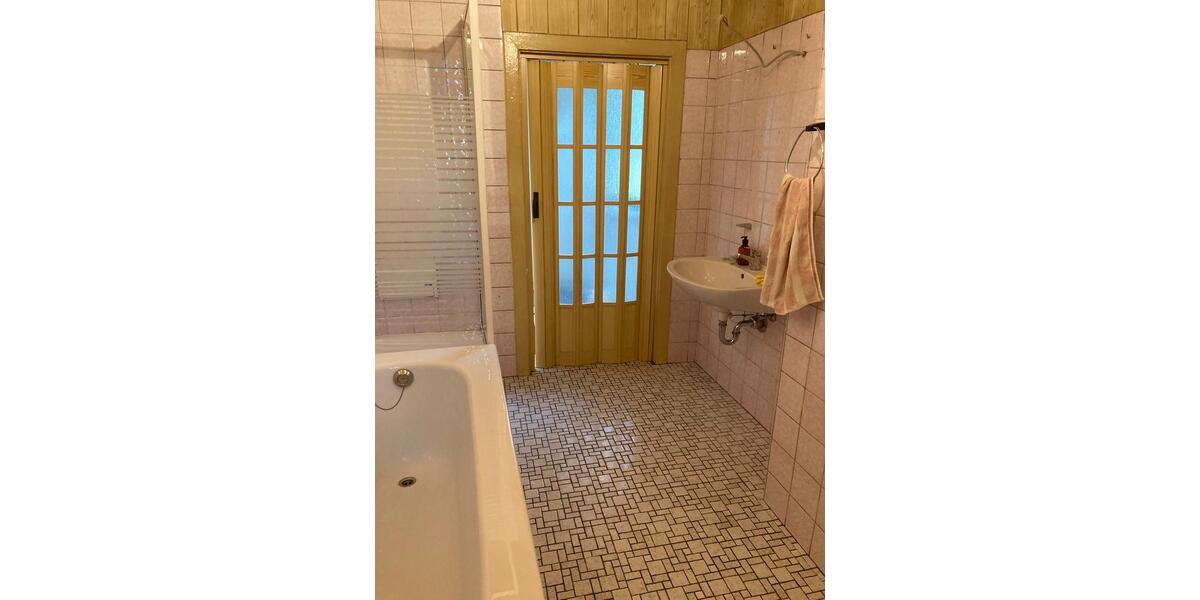 Einfamilienhaus Schwalbach - 4 Zimmer, 105 m&sup2;, 1.180&euro; | Angebot:26674915