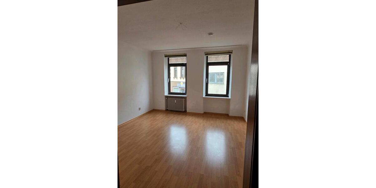 Etagenwohnung Eppelborn - 3.5 Zimmer, 110 m&sup2;, 670&euro; | Angebot:26549988