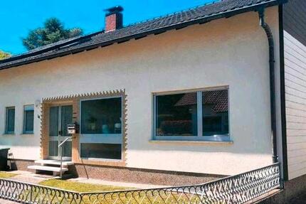 Haus Rehlingen-Siersburg Siersburg - 10 Zimmer, 245 m&sup2;, 364.900&euro; | Angebot:26709576